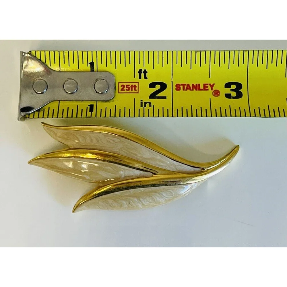 Vintage Napier  Brooch Pin Leaf Leaves Yellow Enamel  & Gold Tone Metal 2.75”